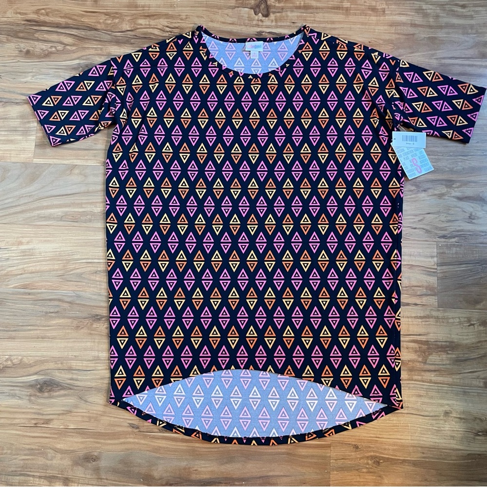 NWT LuLaRoe Irma Tunic Top Small – Geometric Triangle Print, Hi-Low Hem